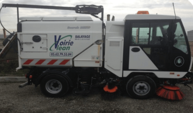 Balayeuse compacte Minor aux couleurs de Voirie Clean