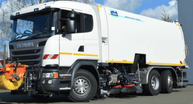 Balayeuse mécanisée Voirie Clean sur porteur poids lourd